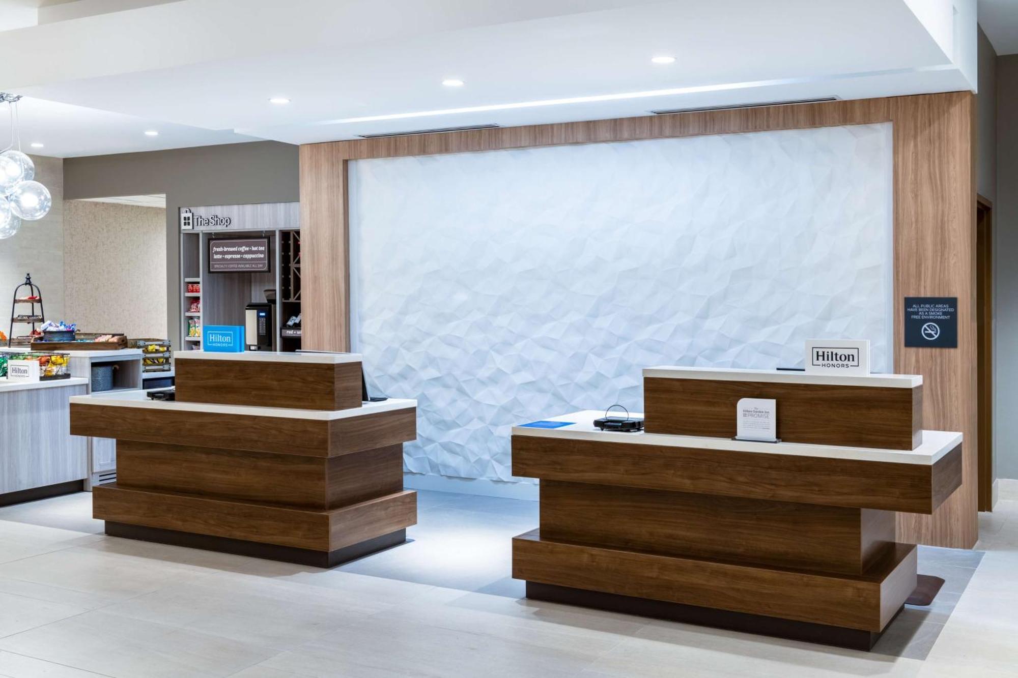 Hilton Garden Inn Лонгмонт Экстерьер фото